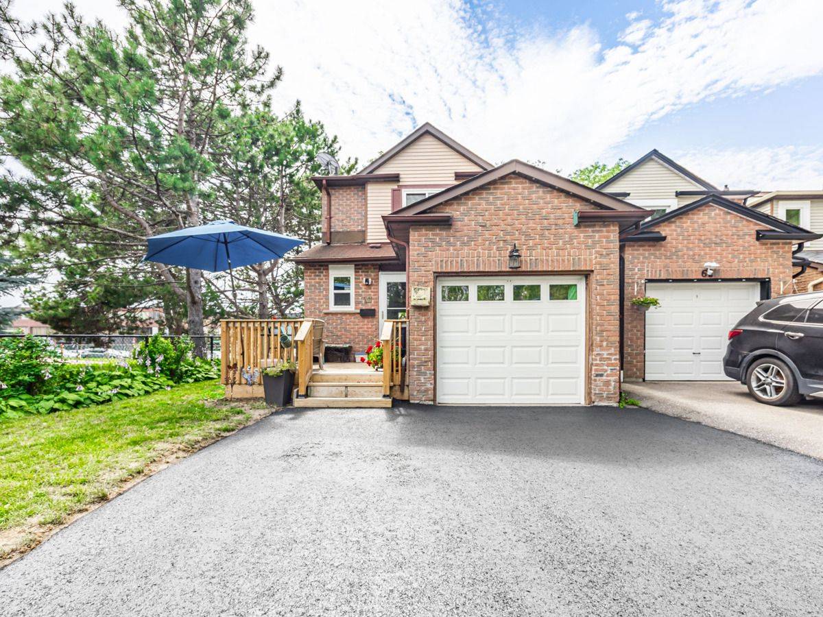 Whitby, ON L1N 7G3,64 Greenfield CRES