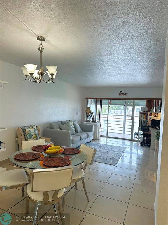 Pembroke Pines, FL 33024,7981 S French Dr  #402