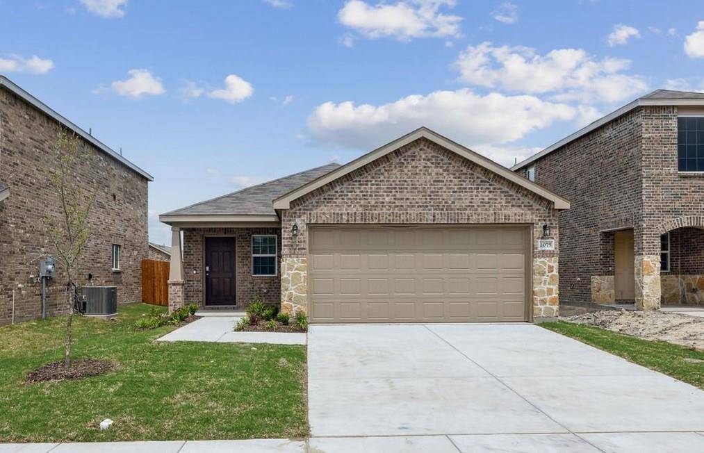 Forney, TX 75126,2075 Henrietta Drive