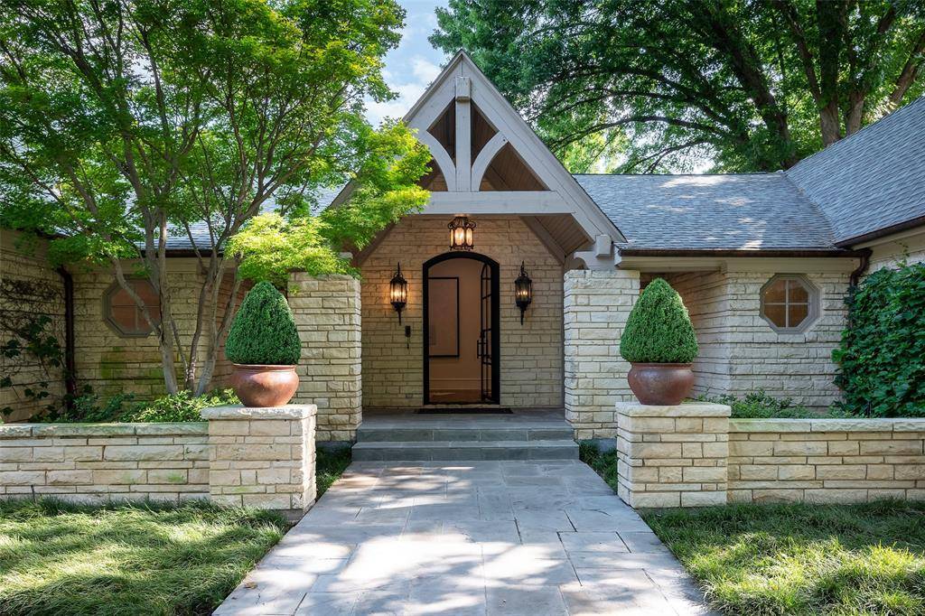 Dallas, TX 75229,5115 Walnut Hill Lane