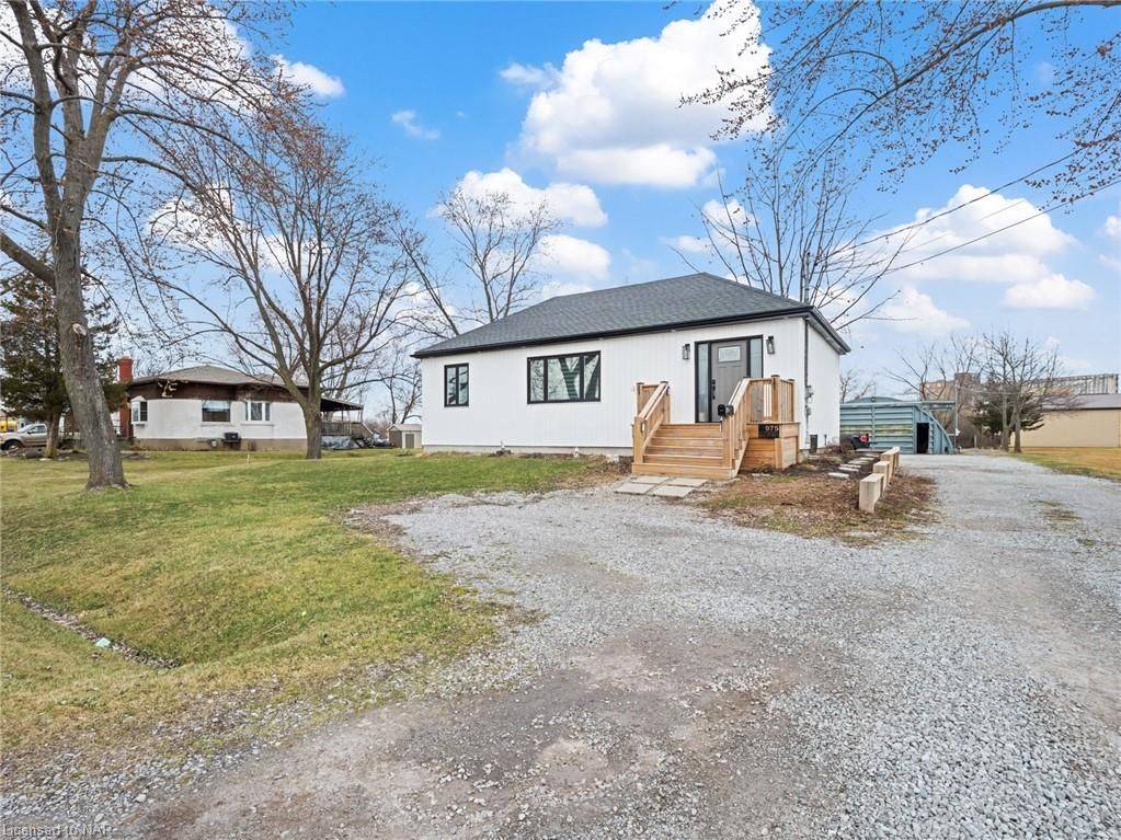 Port Colborne, ON L3K 4R8,975 ELM ST