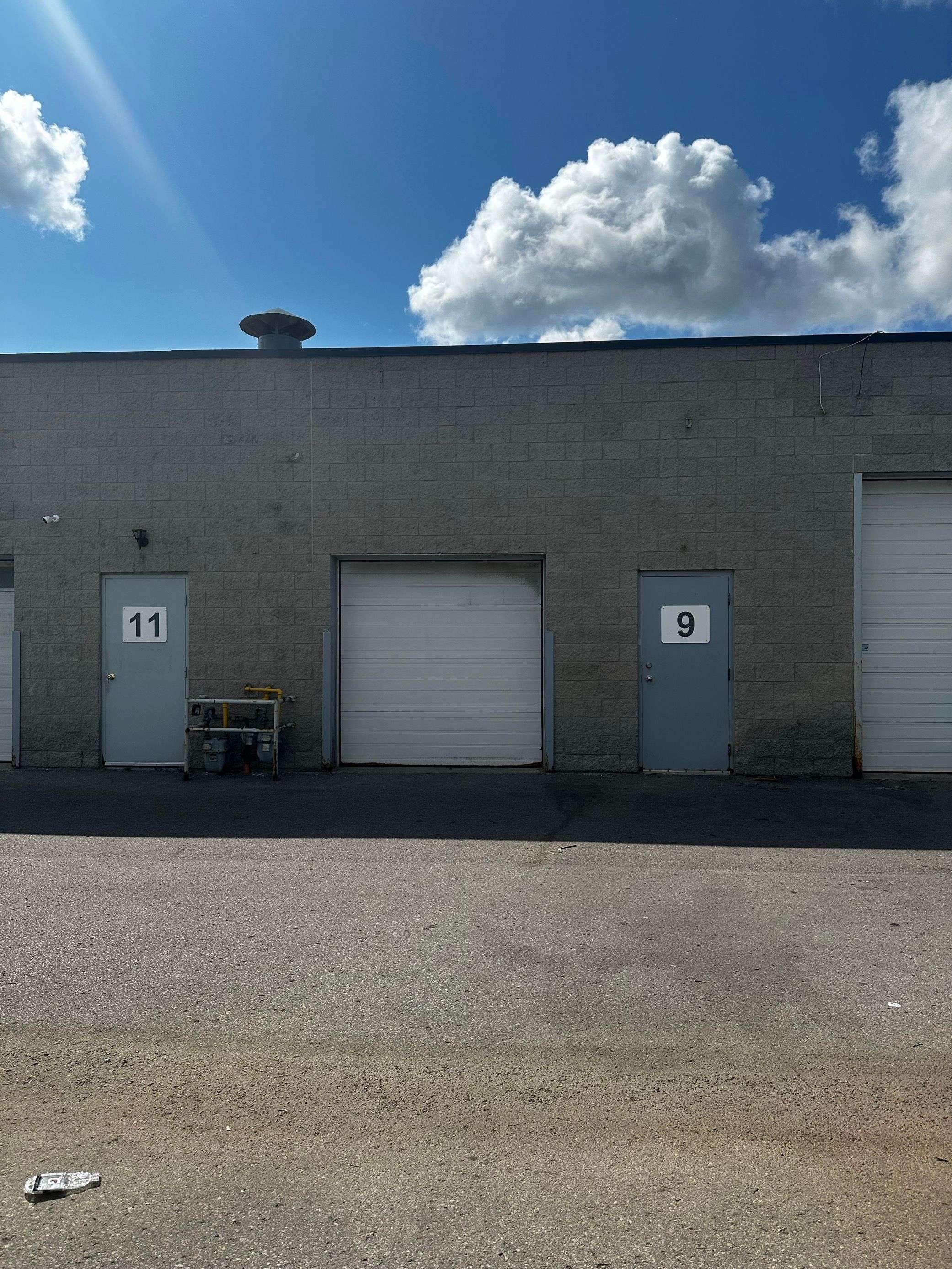 Aurora, ON L4G 3V5,225 Industrial Pkwy S #9