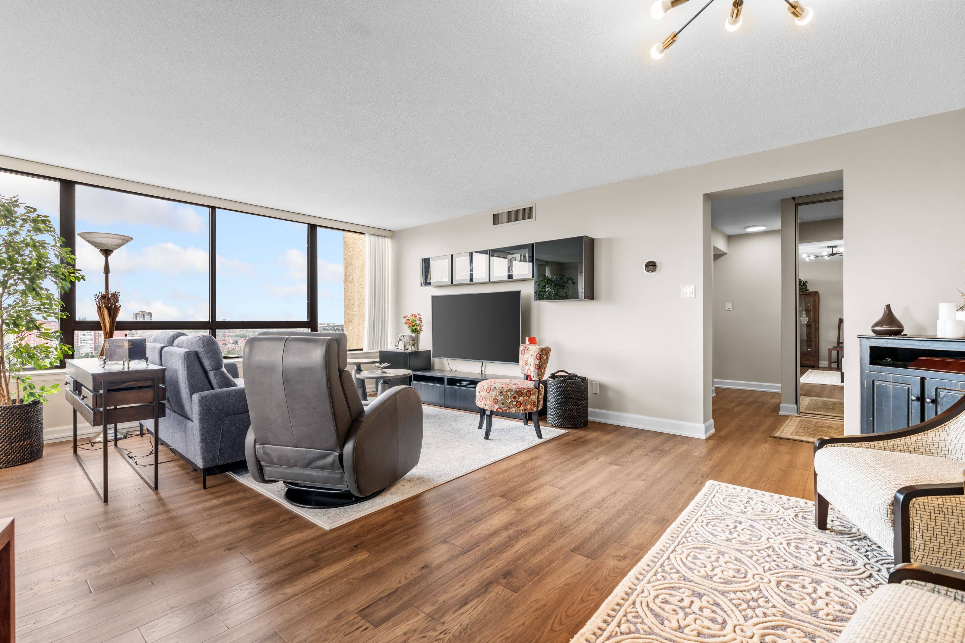 Mississauga, ON L4Z 1W3,4235 Sherwoodtowne BLVD #1808