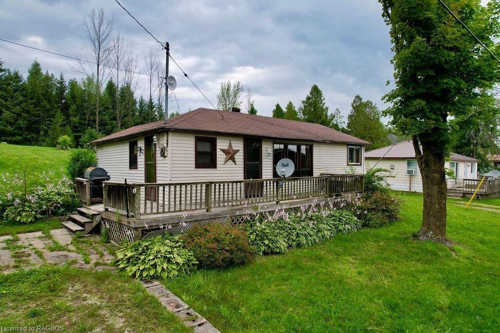 South Bruce Peninsula, ON N0H 1A0,41 Islandview DR