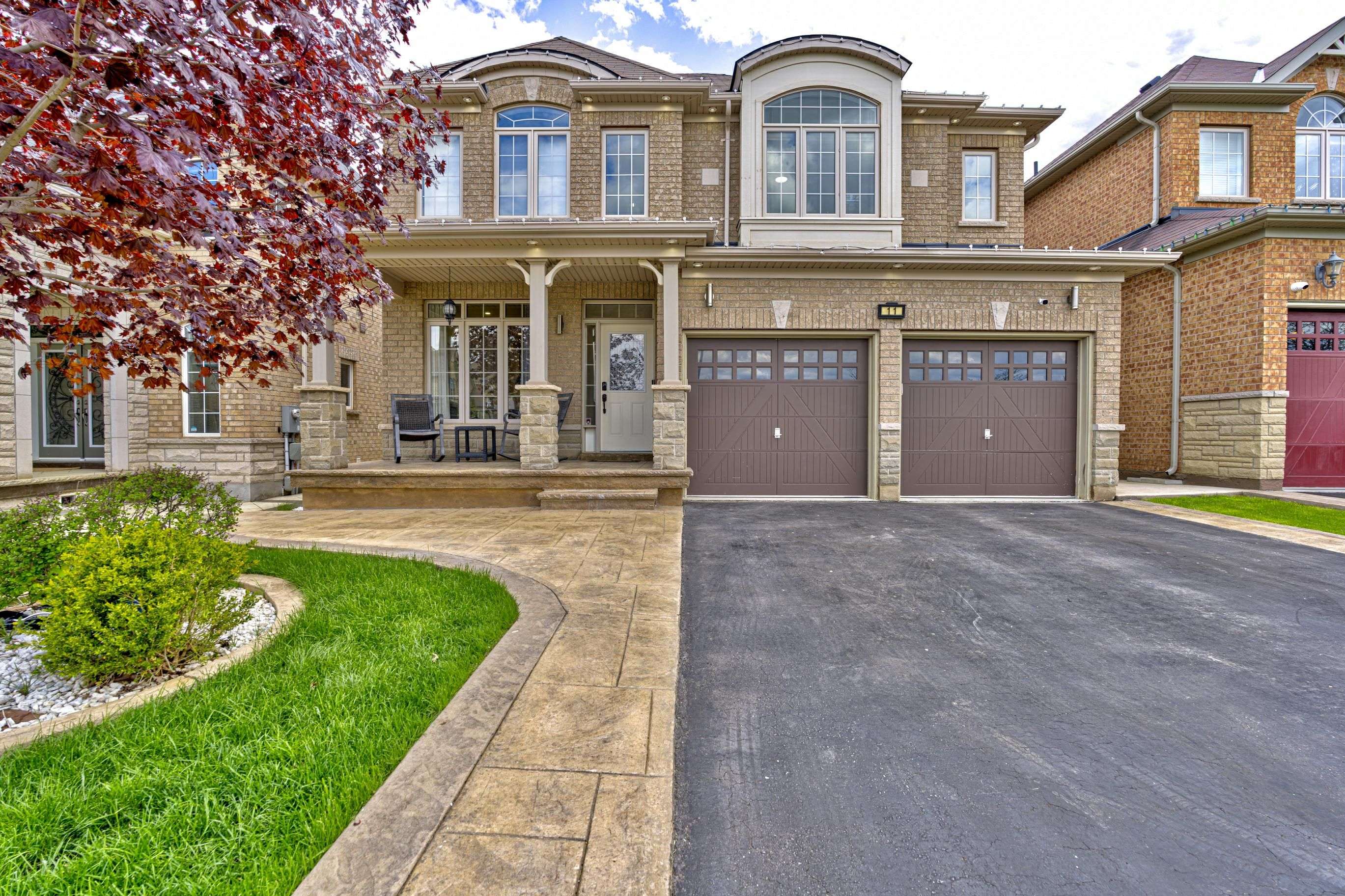 Brampton, ON L6X 0Z6,11 Maybeck DR