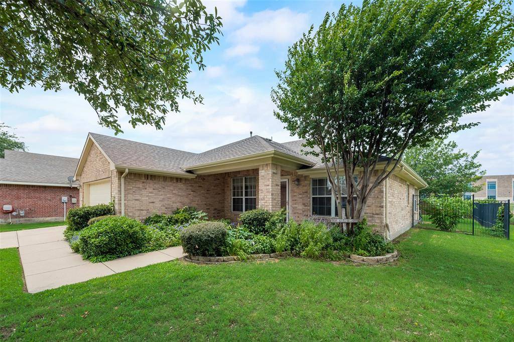 Forney, TX 75126,302 Chinaberry Trail