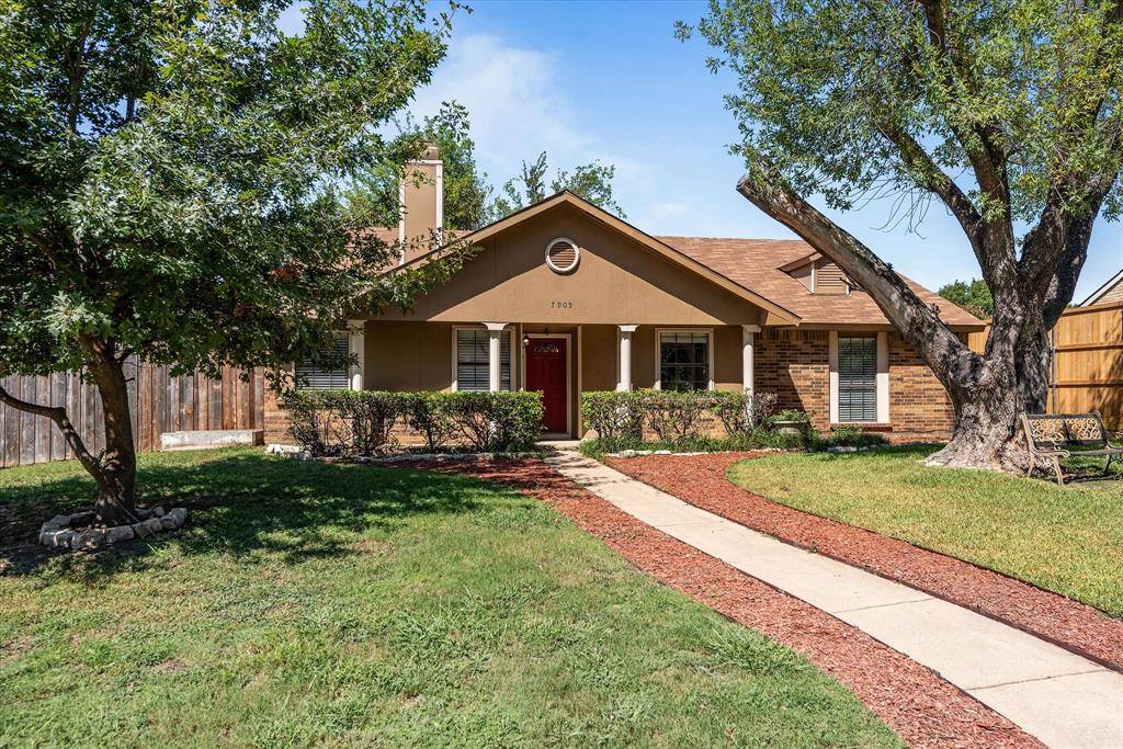 Plano, TX 75025,7909 Freeland Drive