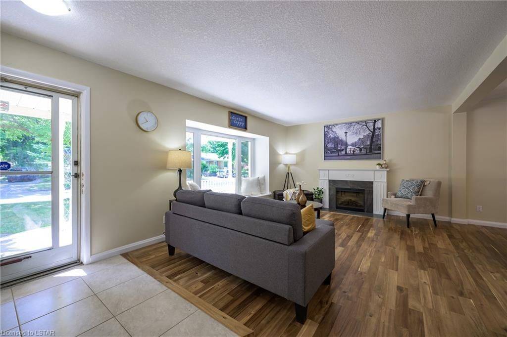 London, ON N5X 1T2,6 KIRKTON CT