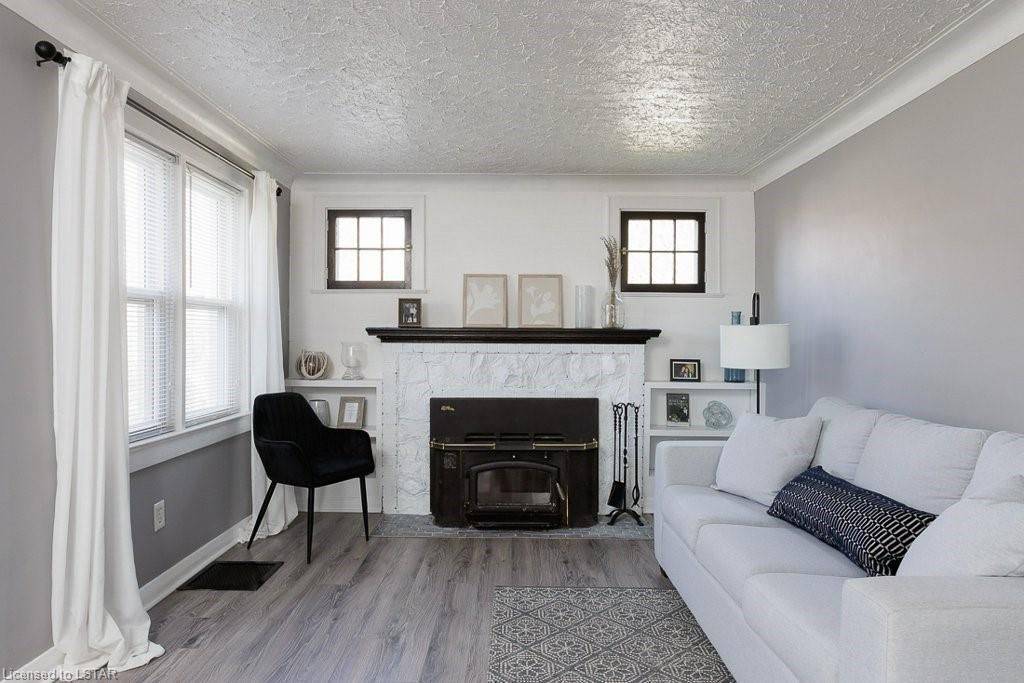 London, ON N5W 1A7,1081 HAMILTON RD