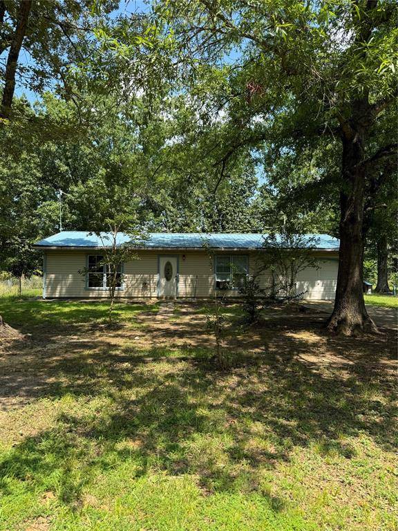 Idabel, OK 74745,706 MockingBird Lane