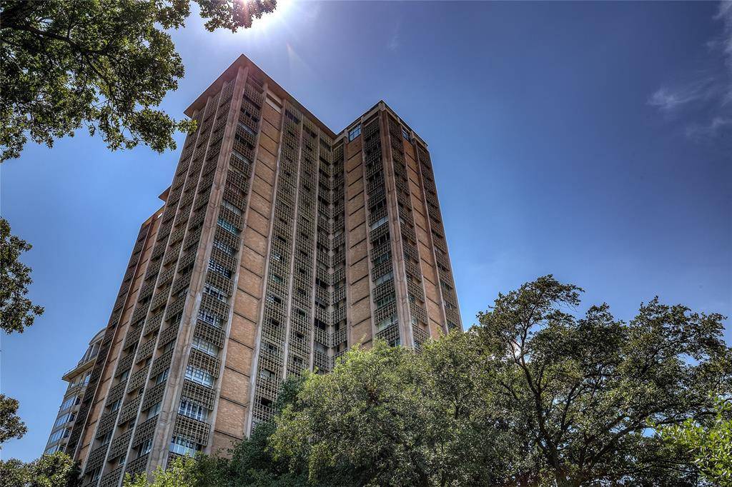 Dallas, TX 75219,3525 Turtle Creek Boulevard #19D