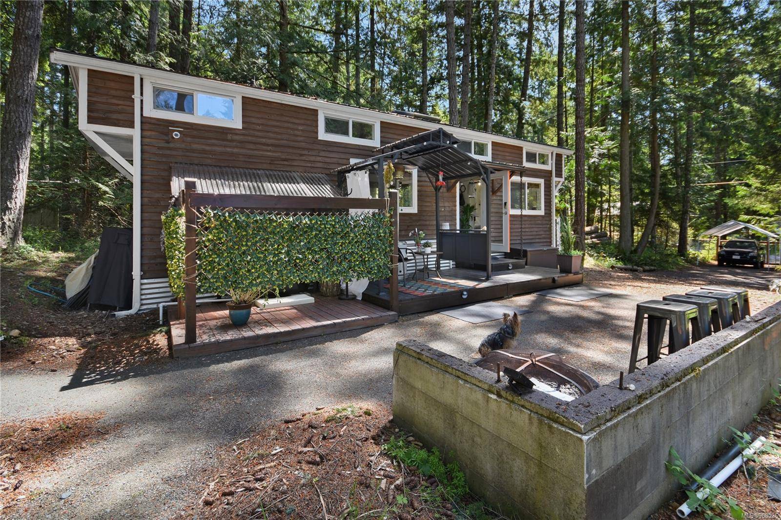 Gabriola Island, BC V0R 1X3,1030 Jeanette Ave