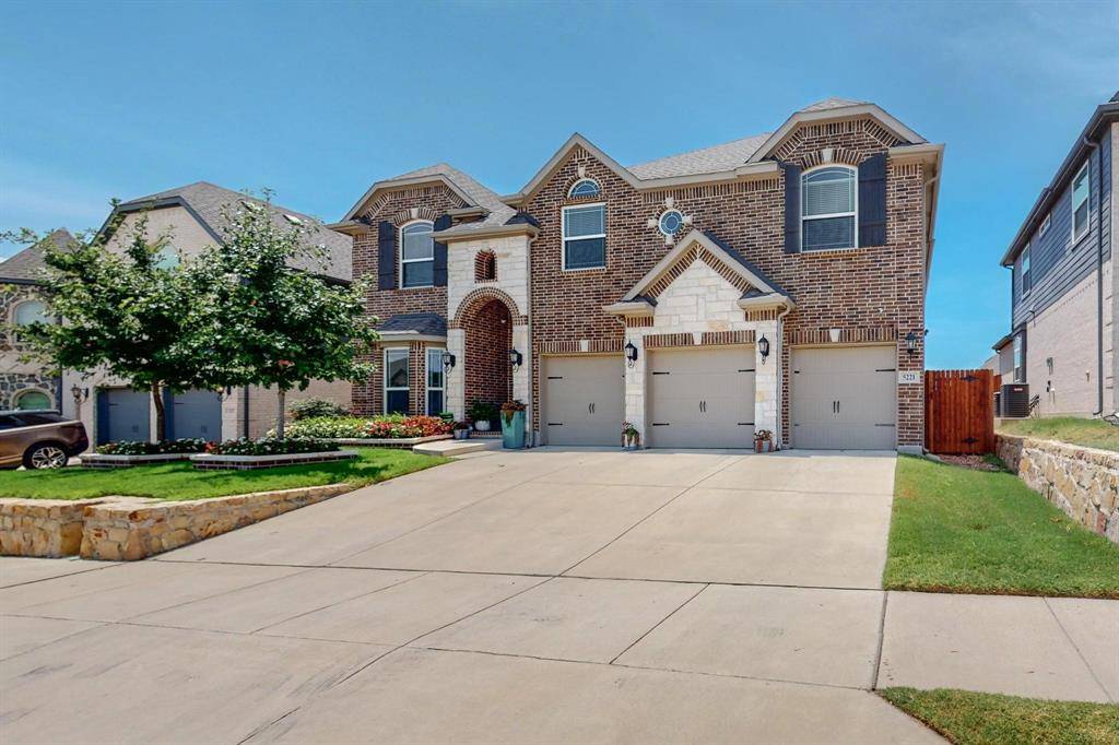 Fort Worth, TX 76179,5221 Center Hill Drive