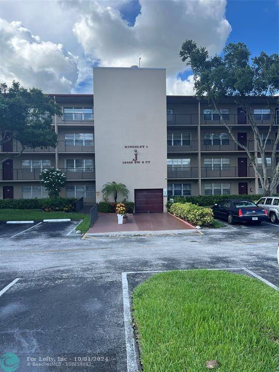 Pembroke Pines, FL 33027,13455 SW 9th Ct  #217-J