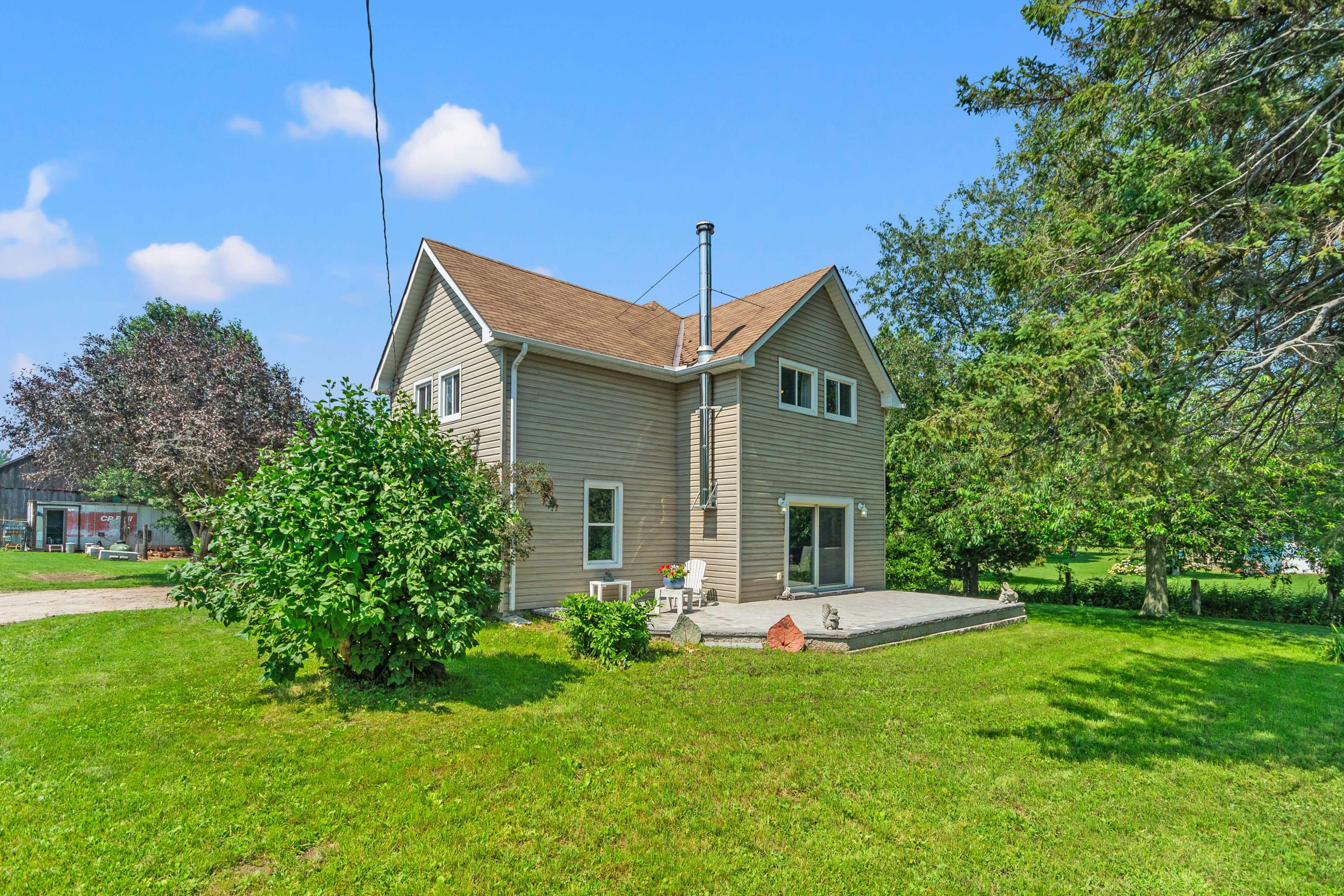 Midland, ON L4R 4K4,8870 County 93 RD