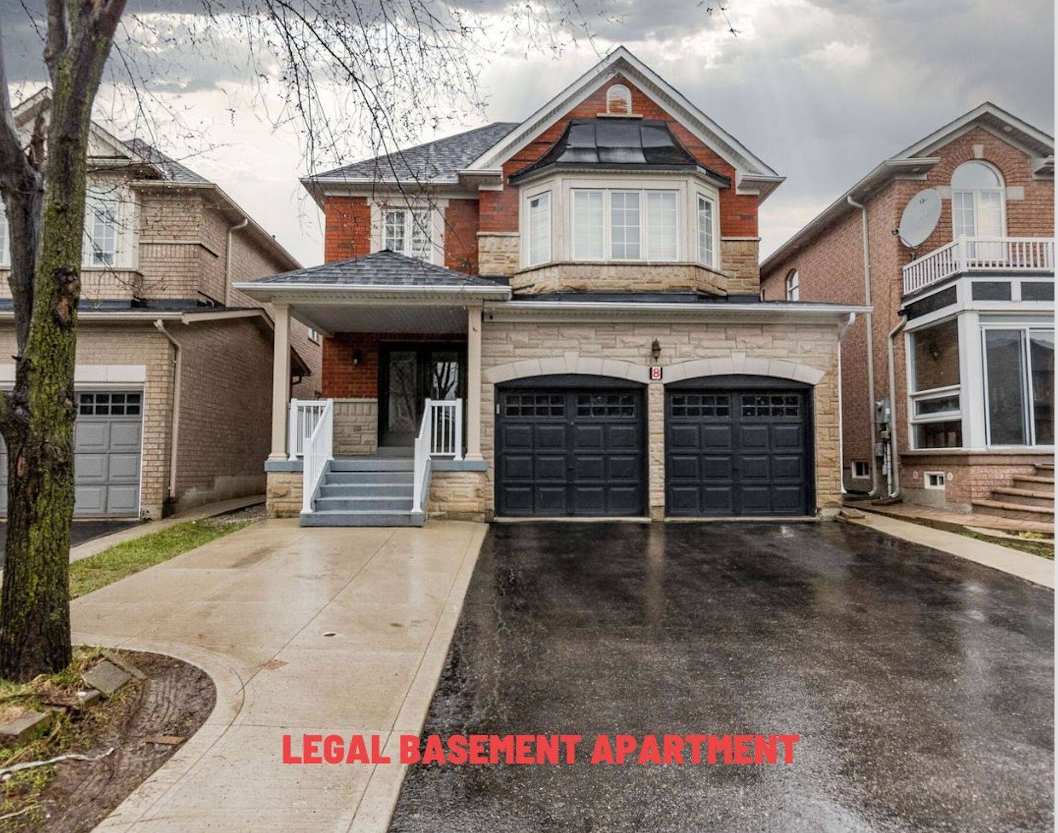 Brampton, ON L6P 2M9,8 River Heights DR