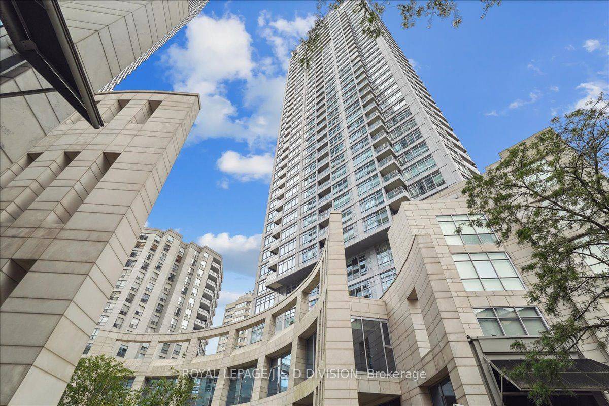 Toronto C10, ON M4S 3H7,2181 Yonge ST #3402