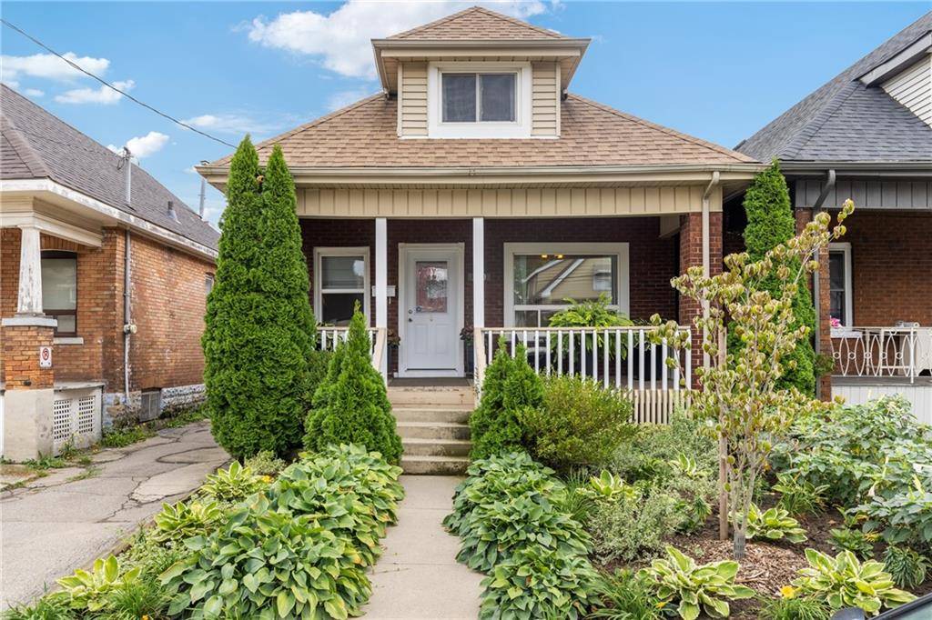 150 LEINSTER Avenue N, Hamilton, ON L8L 6X9
