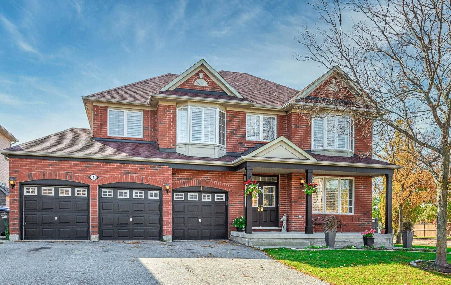 Brampton, ON L6P 1G3,1 Pali DR