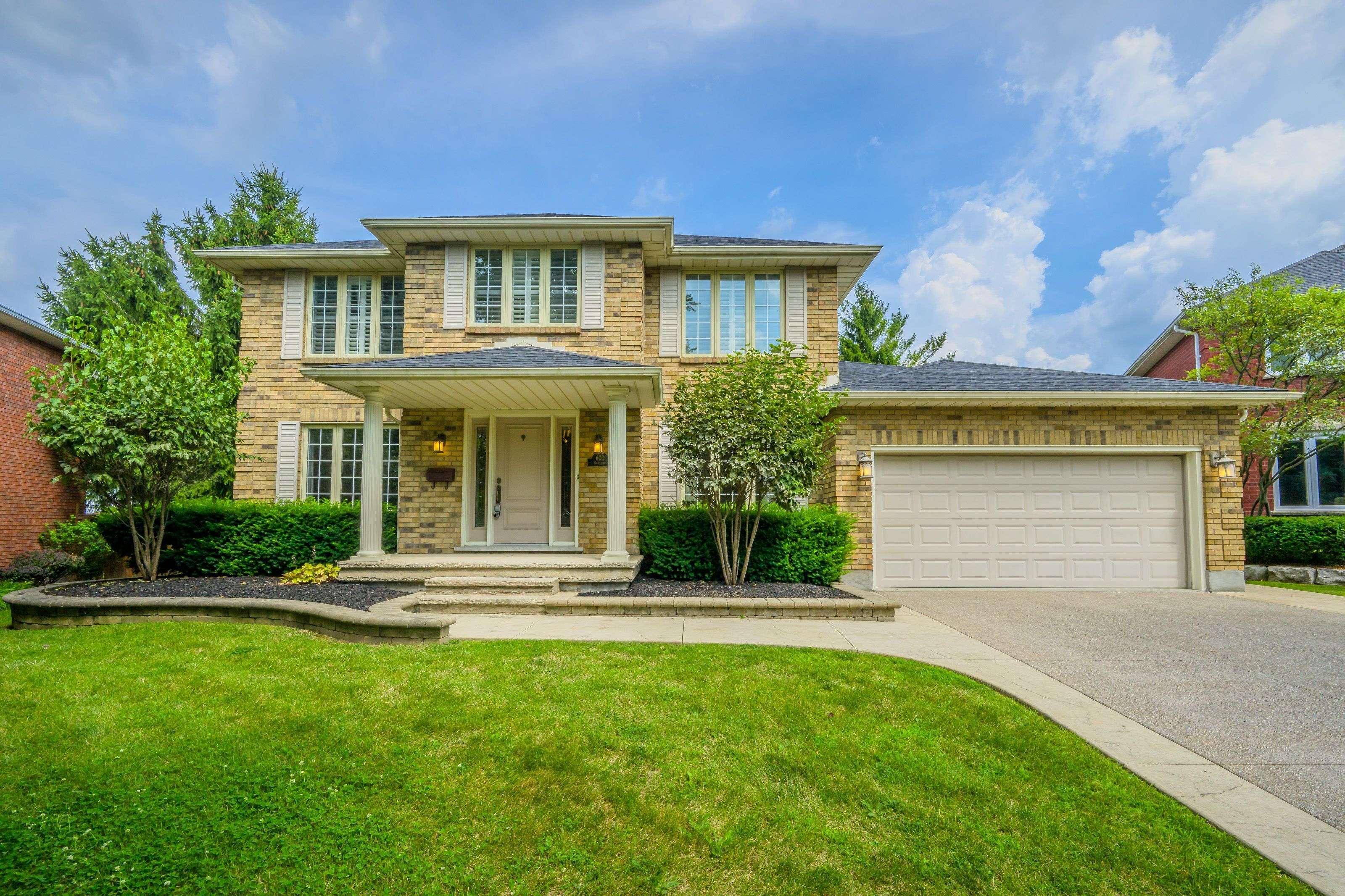 Waterloo, ON N2K 3R2,600 Stonebury CRES