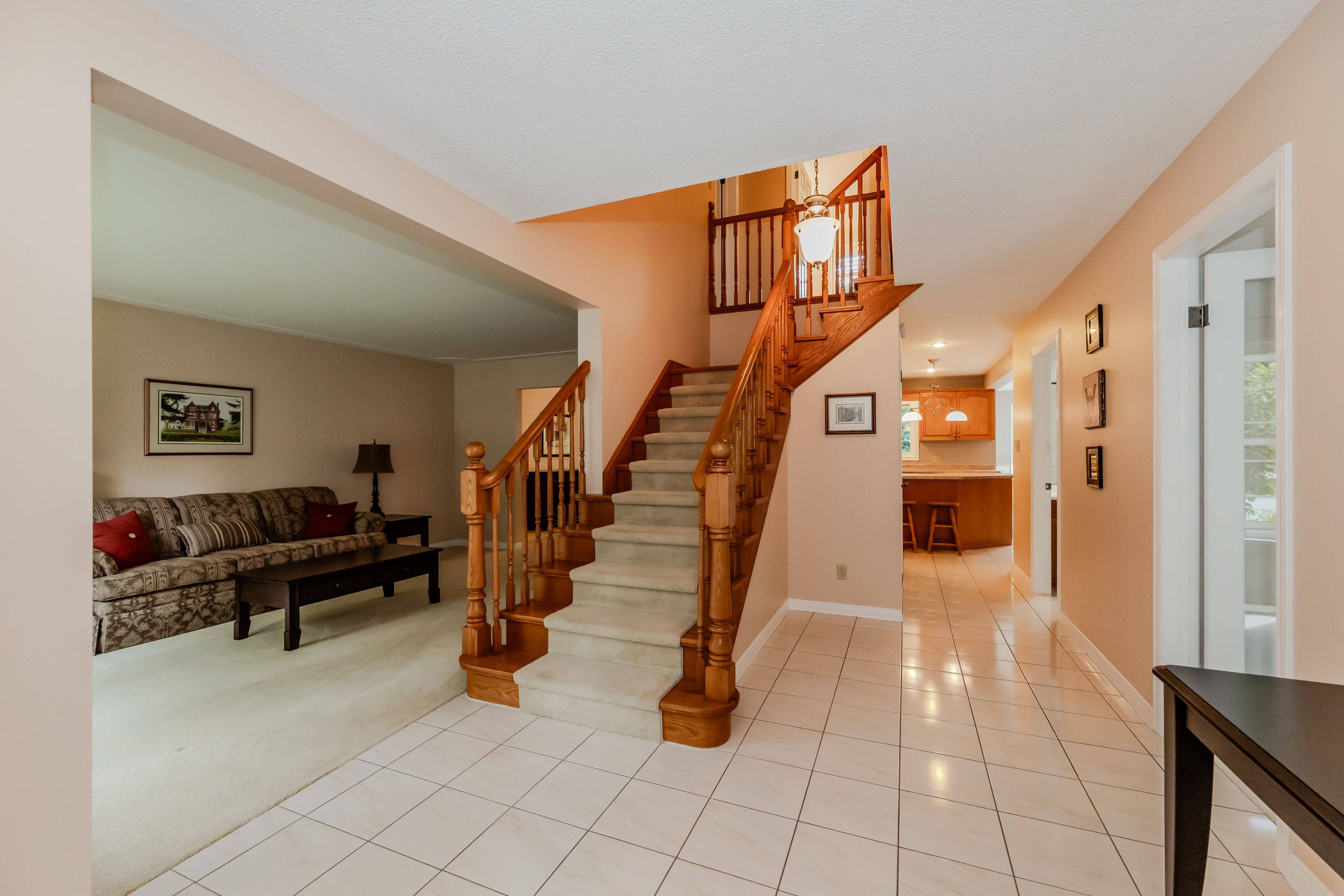 Waterloo, ON N2K 3R2,600 Stonebury CRES