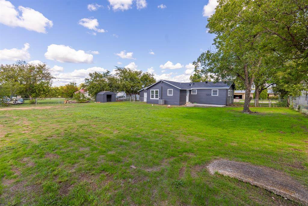 Baird, TX 79504,324 Eugenia