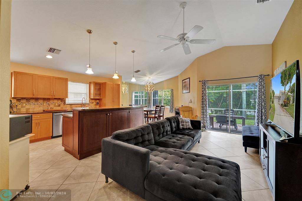 Plantation, FL 33324,9604 NW 8th Circle