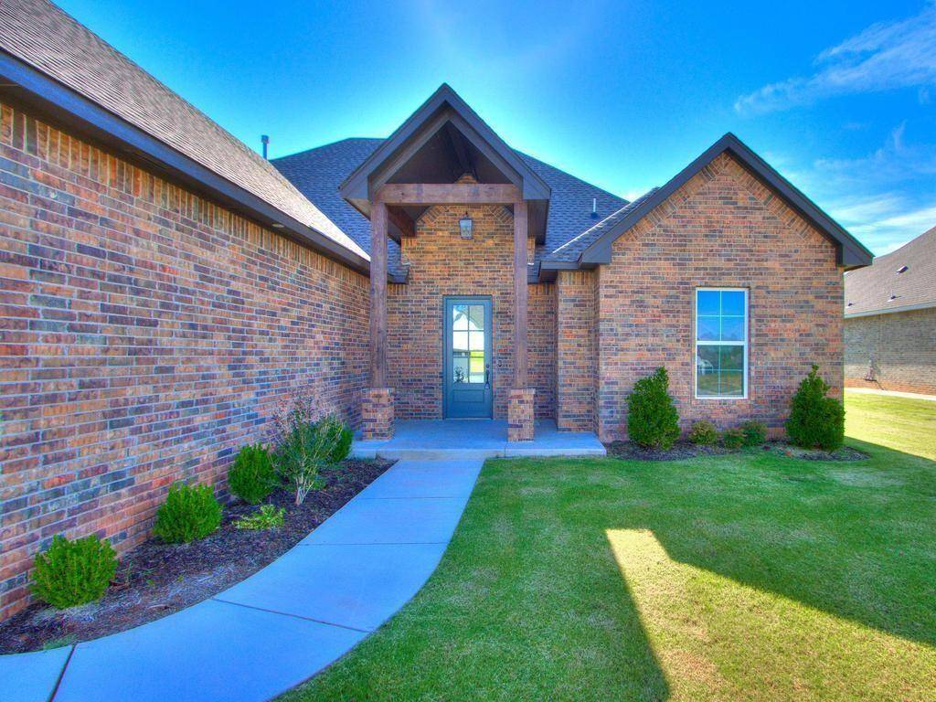 Mustang, OK 73064,5712 Copper Stone Court