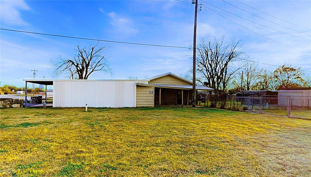 Davis, OK 73030,411 S A Street