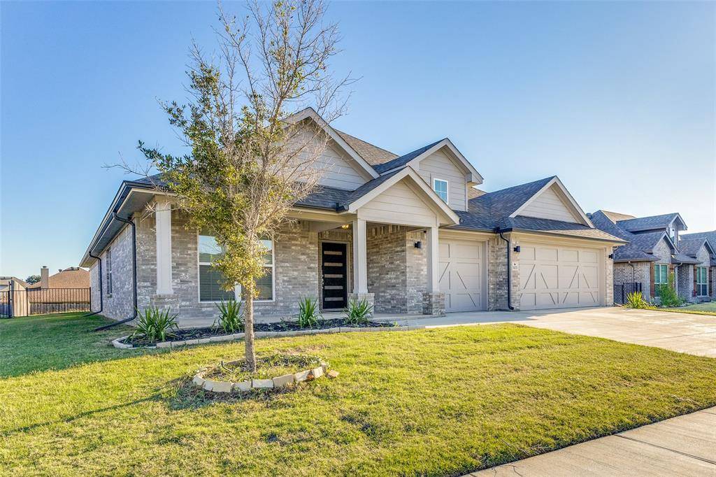 Burleson, TX 76028,3433 Greenway Drive