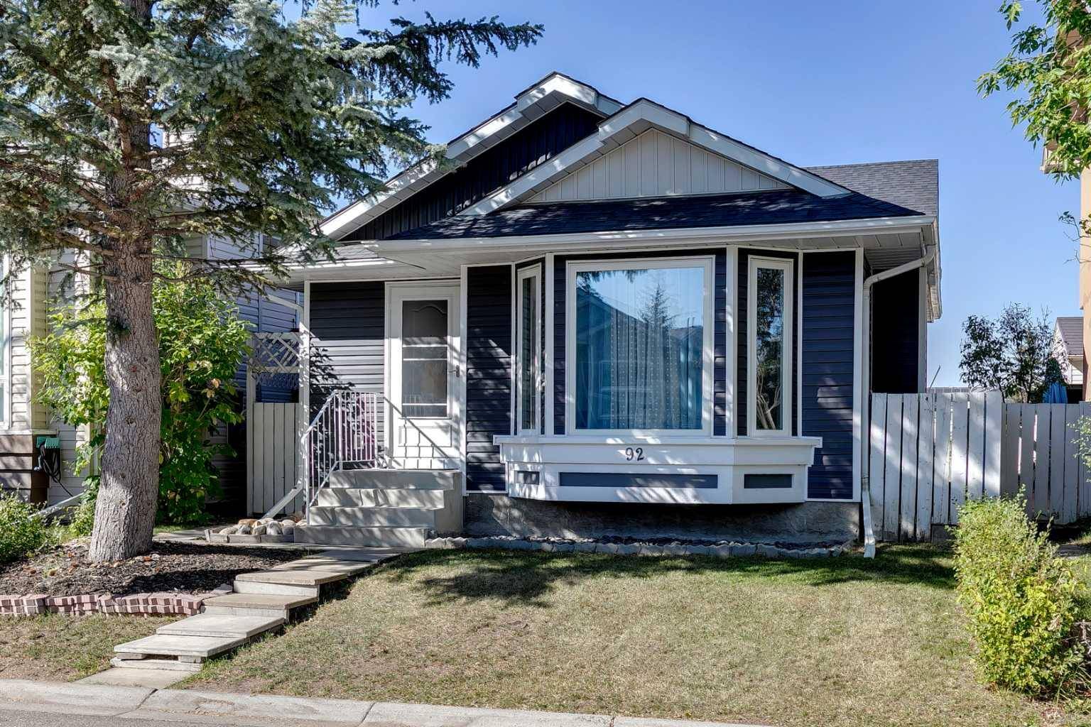 Calgary, AB T3J 3H6,92 Martinwood RD NE