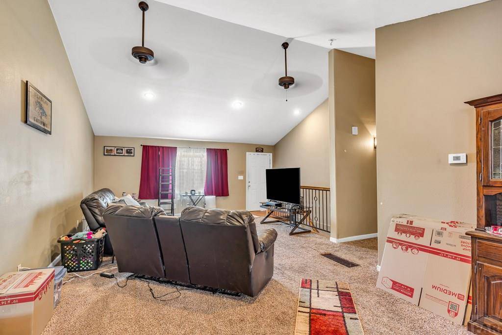 Pueblo, CO 81001,1611 Crestmoor Dr