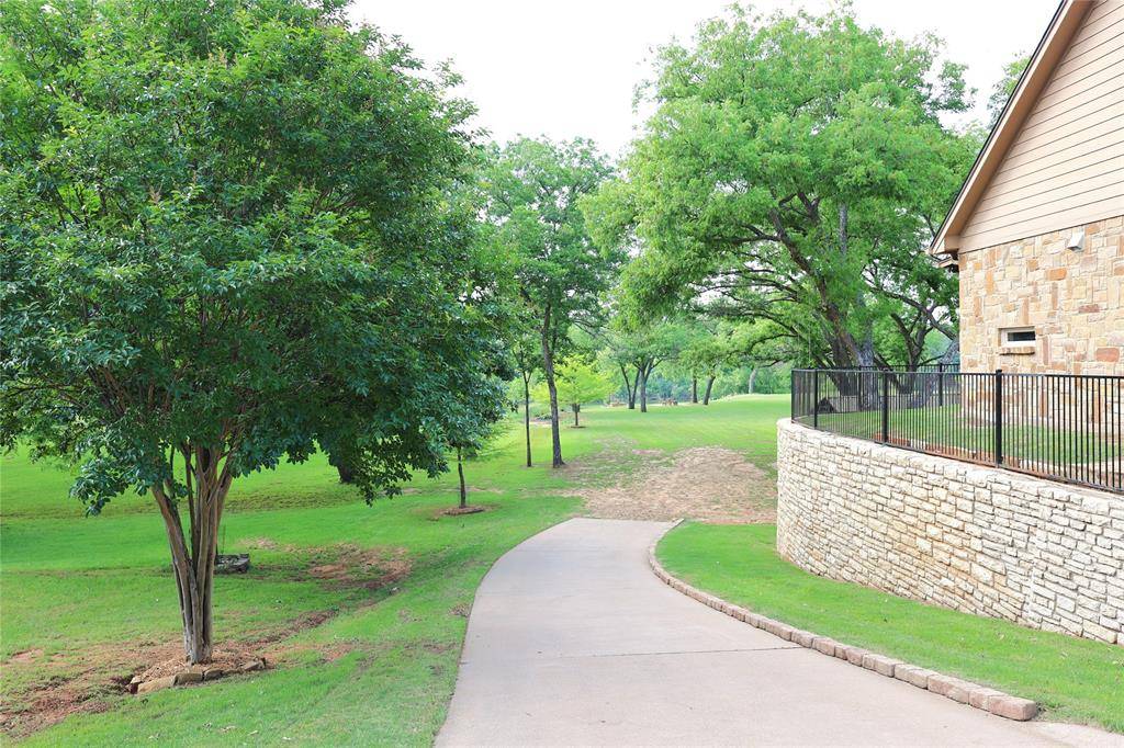 Granbury, TX 76049,7110 Westover Drive