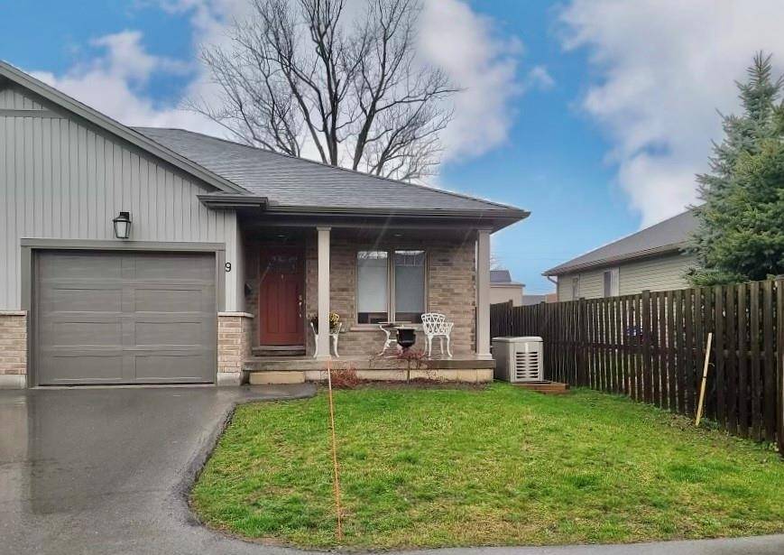 152 CROSS Street E #9, Dunnville, ON N1A 1B8