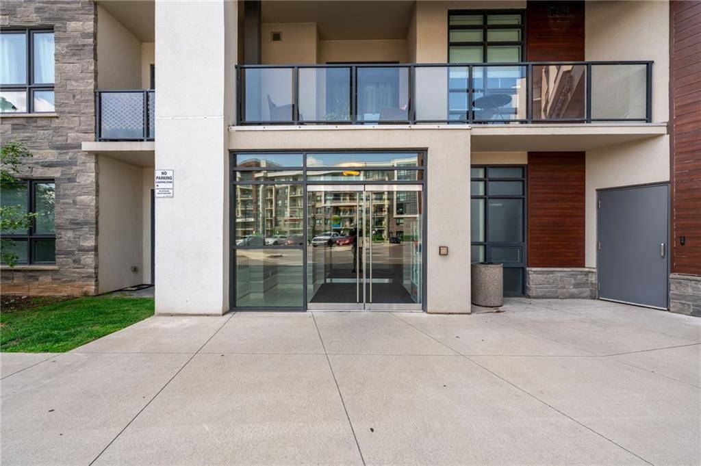 125 SHOREVIEW Place #235, Stoney Creek, ON L8E 0K3