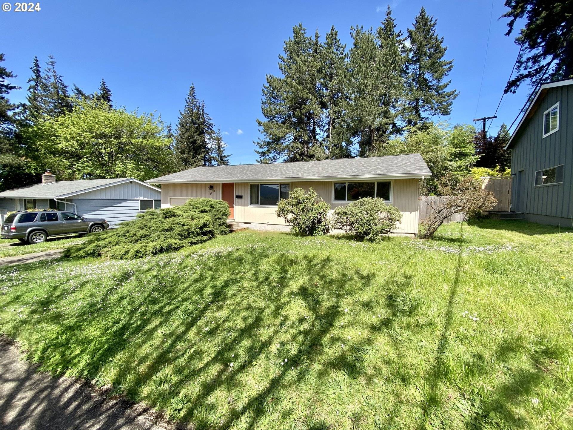 Eugene, OR 97405,3040 ONYX ST