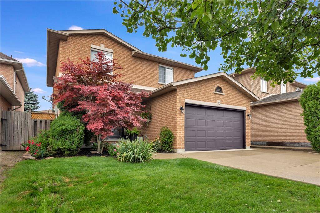 30 PHILOMENA Drive, Hamilton, ON L9B 2K2