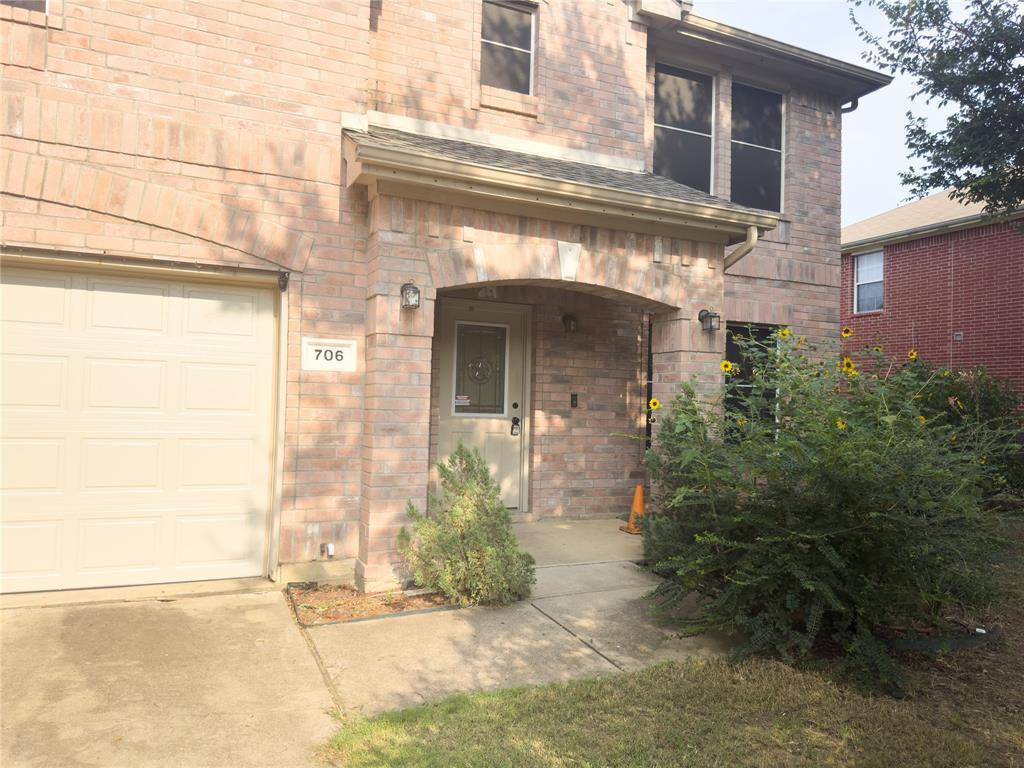 Euless, TX 76039,706 Angela Lane