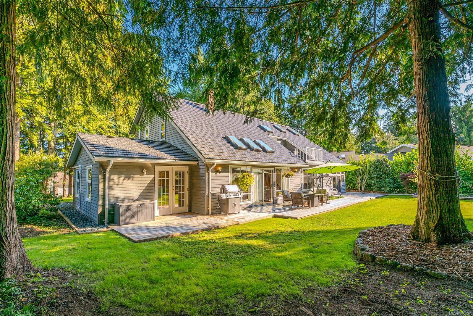 Qualicum Beach, BC V9K 1J6,444 Mill Rd