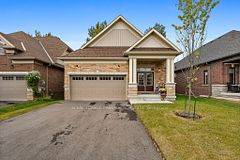 Scugog, ON L9L 0B4,78 Holtby CT