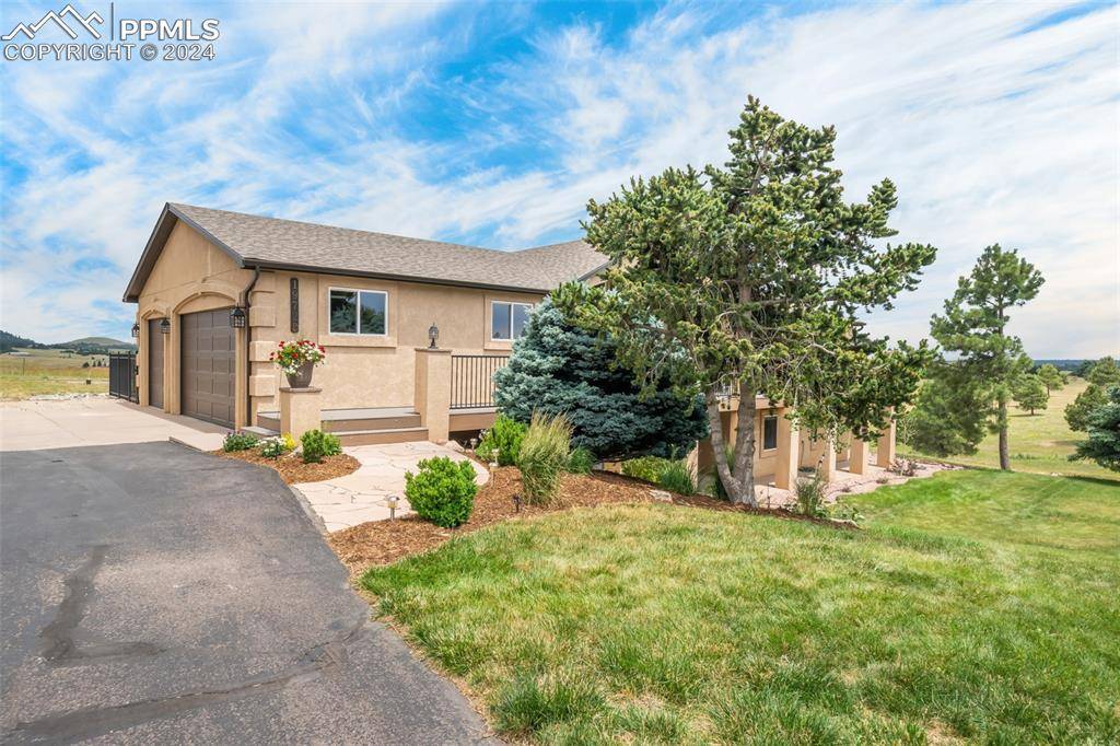 Monument, CO 80132,19723 Falcon Crest CT