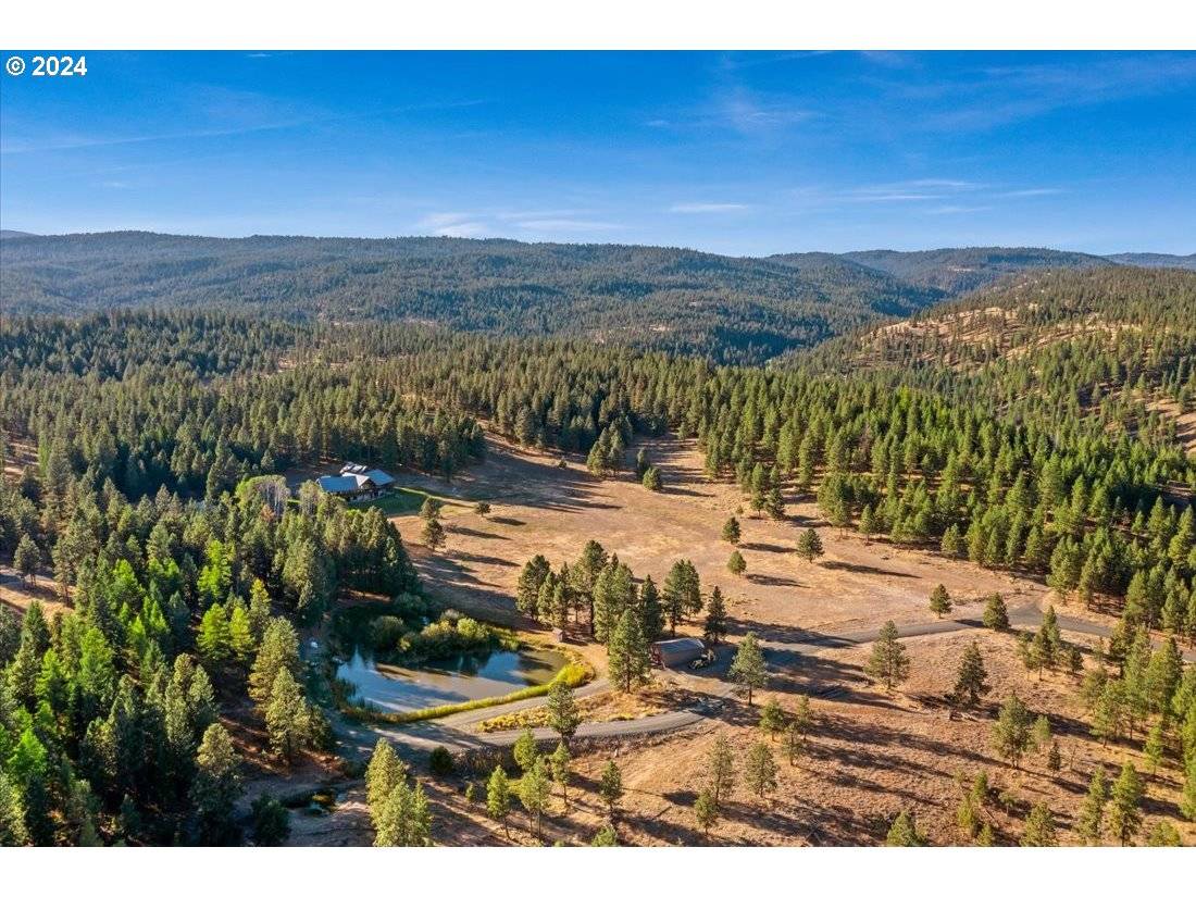 North Powder, OR 97867,62924 WOLF CREEK LN