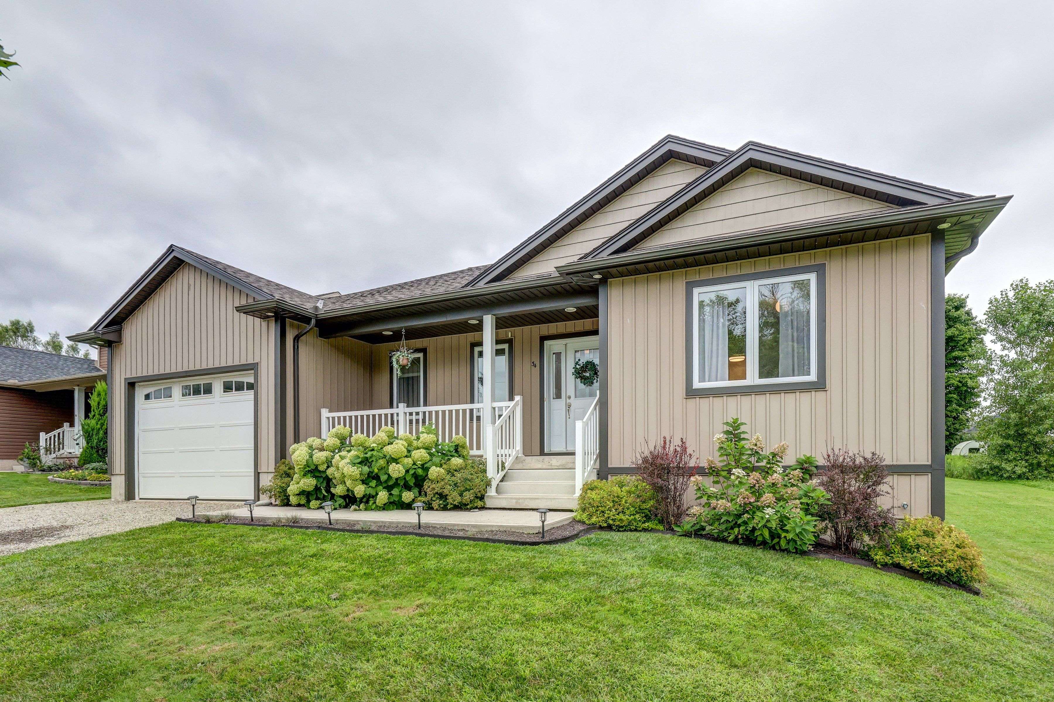 Bayham, ON N0J 1Z0,34 Centre ST N