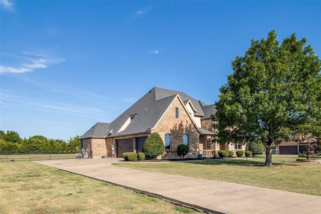 Mclendon Chisholm, TX 75032,14 Windsor Drive