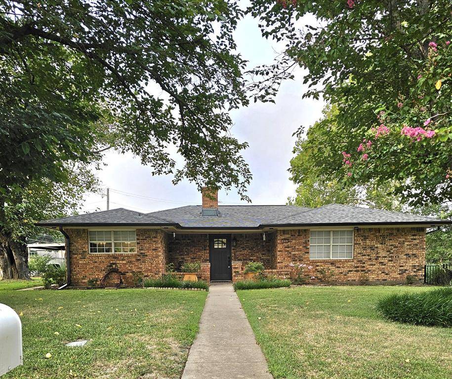 Decatur, TX 76234,406 Brookhollow Street