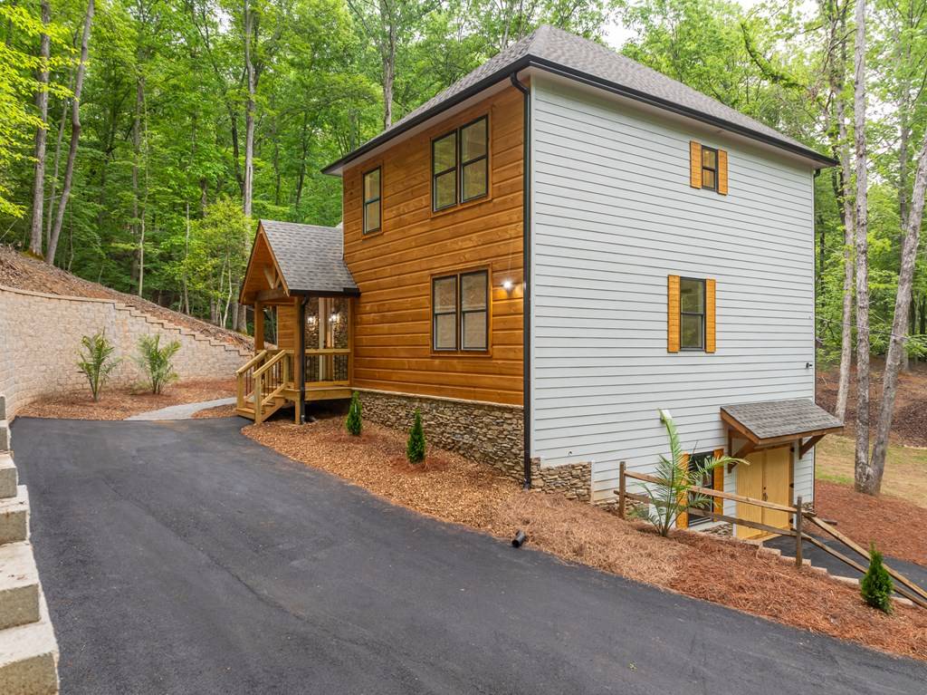 Ellijay, GA 30540,774 Medina Court