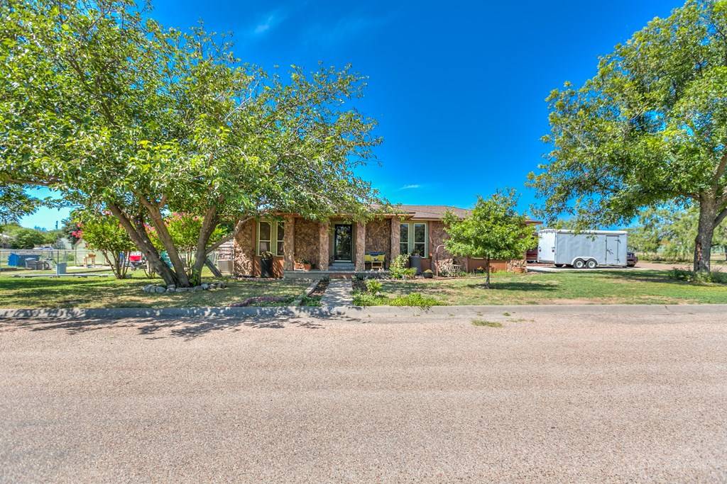 Ballinger, TX 76821,1509 N 3rd St