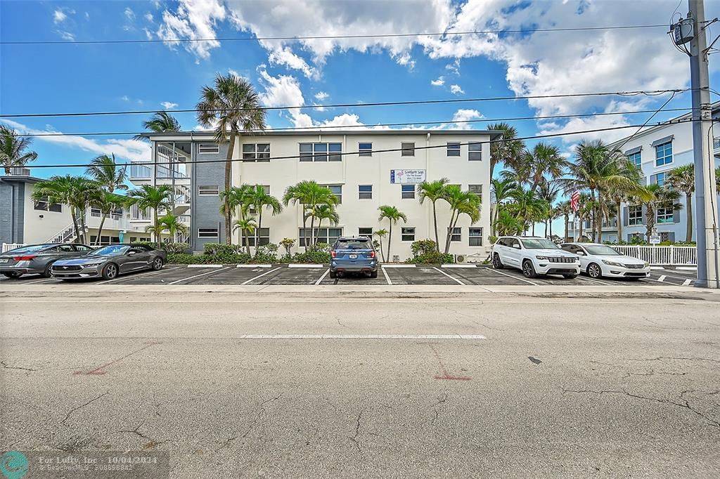 Lauderdale By The Sea, FL 33308,4520 El Mar Dr  #32