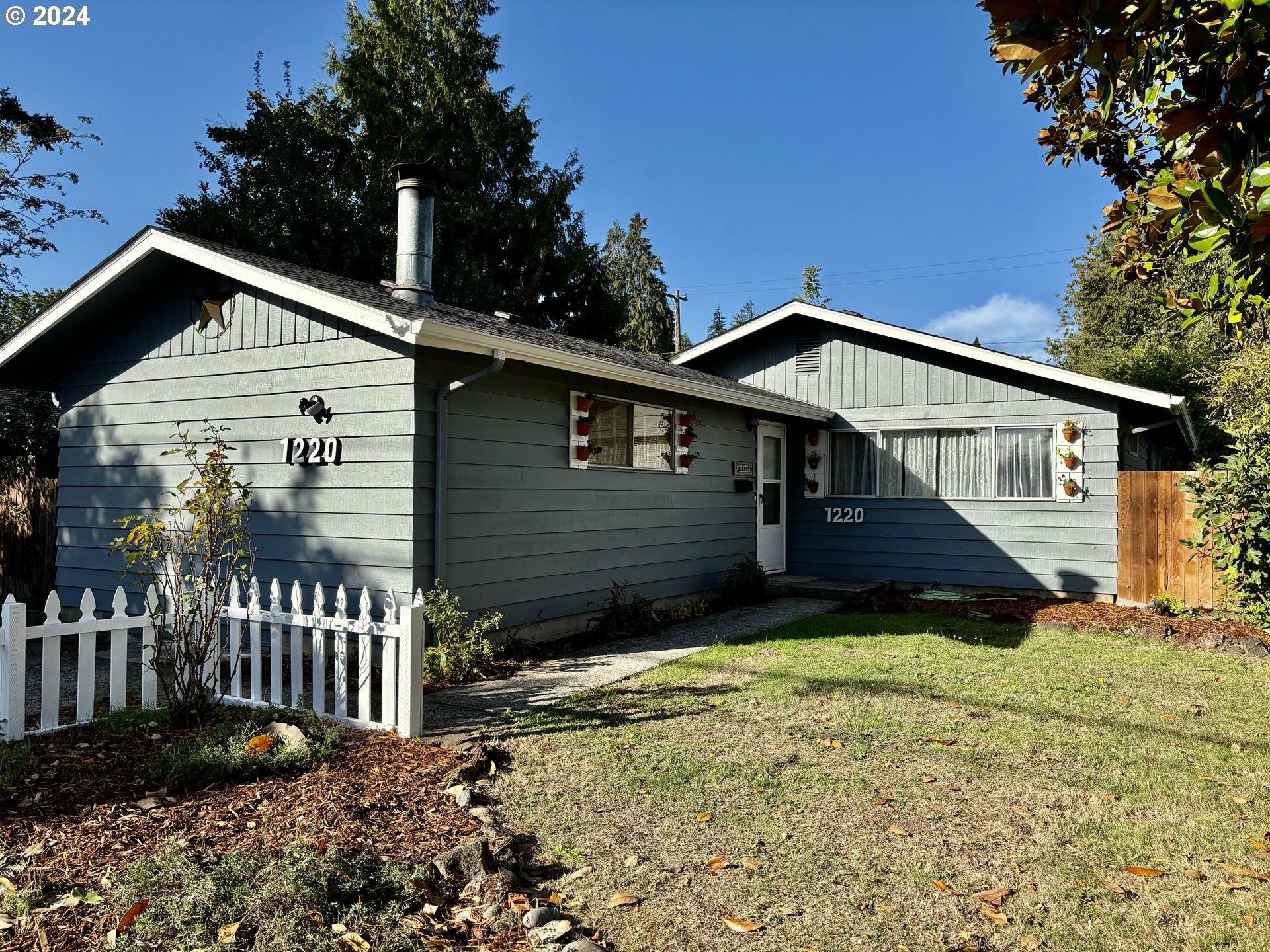 Springfield, OR 97477,1220 MILL ST