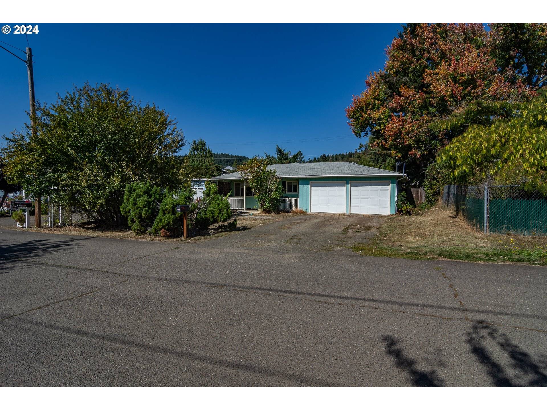 Sutherlin, OR 97479,359 E SECOND AVE